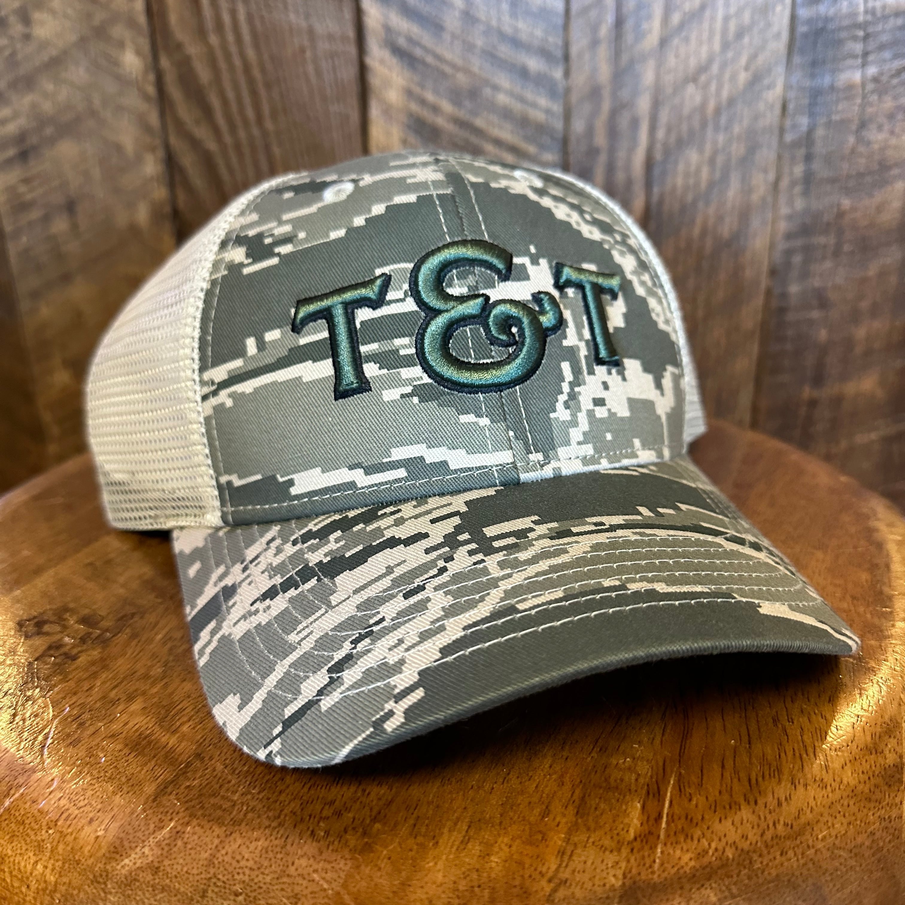 Thomas & Thomas Trucker - Camo